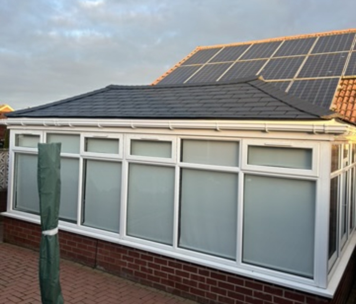 Insulated lightweight roof panels installed